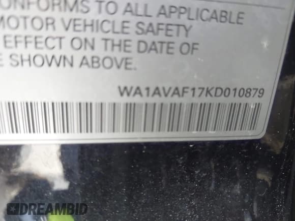 ✅ 2019 Audi Q8 Premium • VIN: WA1AVAF17KD010879 • Lot: 43273691. Wystawiony na IAAI z przebiegiem 53 279 mil. Bezpłatny archiwum sprzedaży aukcyjnych z USA i szczegółowy raport historii pojazdu na DreamBid. Zdjęcie 9.