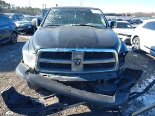 ✅ 2009 Dodge 1500 SLT • VIN: 1D3HV18P39S803096 • Lot: 39664811. Wystawiony na IAAI z przebiegiem 180 966 mil. Bezpłatny archiwum sprzedaży aukcyjnych z USA i szczegółowy raport historii pojazdu na DreamBid. Zdjęcie 6.