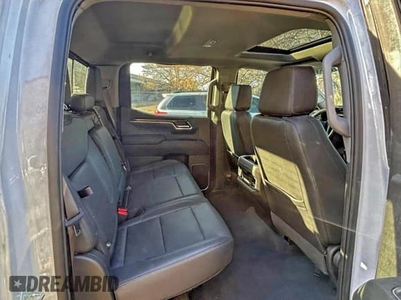 ✅ 2023 Chevrolet Silverado 1500 LT Trail Boss • VIN: 3GCUDFE85PG328124 • Lot: 97113325. Wystawiony na Copart z przebiegiem Nie podano. Bezpłatny archiwum sprzedaży aukcyjnych z USA i szczegółowy raport historii pojazdu na DreamBid. Zdjęcie 6.