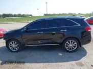 ✅ 2017 Kia Sorento SX • VIN: 5XYPKDA5XHG308471 • Lot: 43144397. Listed on IAAI with 103,108 mi. Free auction sales archive from the USA and detailed vehicle history report at DreamBid. Image 14.