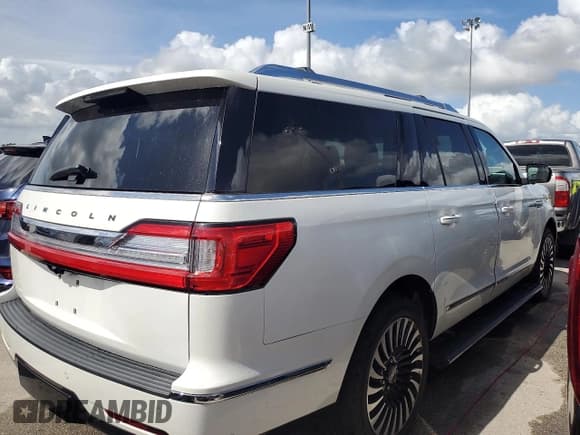 ✅ 2020 Lincoln Navigator Black Label • VIN: 5LMJJ3TT4LEL21595 • Лот: 73951494. Опубликован ранее на Copart с пробегом Не указан. Бесплатный доступ к архиву аукционных продаж из США и подробный отчёт об истории автомобиля на DreamBid. Изображение 3.