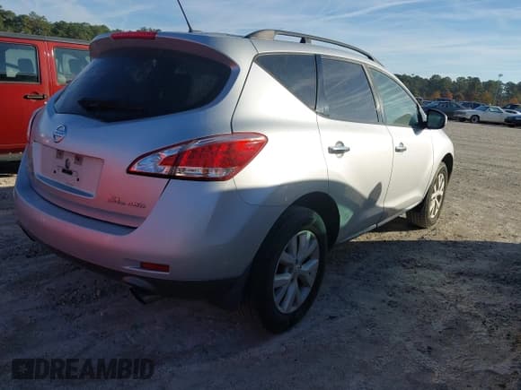 ✅ 2012 Nissan Murano S • VIN: JN8AZ1MWXCW234327 • Lot: 43794097. Listed on IAAI with 142,425 mi. Free auction sales archive from the USA and detailed vehicle history report at DreamBid. Image 4.