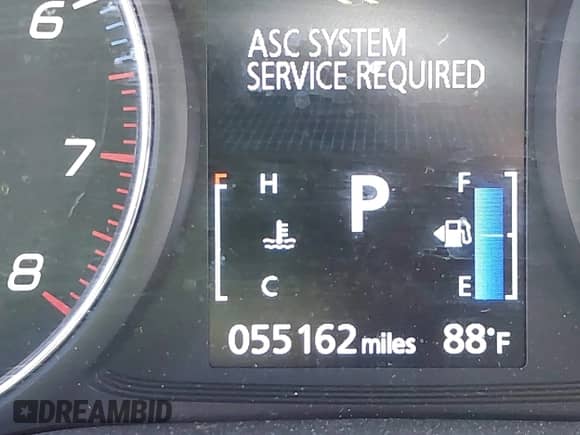 2018 Mitsubishi Outlander ES z VIN JA4AZ3A36JZ044936, wystawiony jako IAAI lot #42794054 z przebiegiem 55 162 mil mil oraz . Historia ofert i sprzedaży dostępna na DreamBid. Obrazek 16.