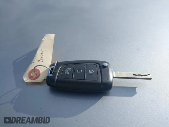 ✅ 2024 Hyundai Venue Essential • VIN: KMHRB8A35RU329657 • Lot: 41335200. Listed on IAAI with 11,622 mi. Free auction sales archive from the USA and detailed vehicle history report at DreamBid. Image 11.