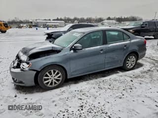 ✅ 2011 Volkswagen Jetta SE • VIN: 3VWDZ7AJ0BM350958 • Lot: 94946545. Listed on Copart with 172,840 mi. Free auction sales archive from the USA and detailed vehicle history report at DreamBid. Image 1.