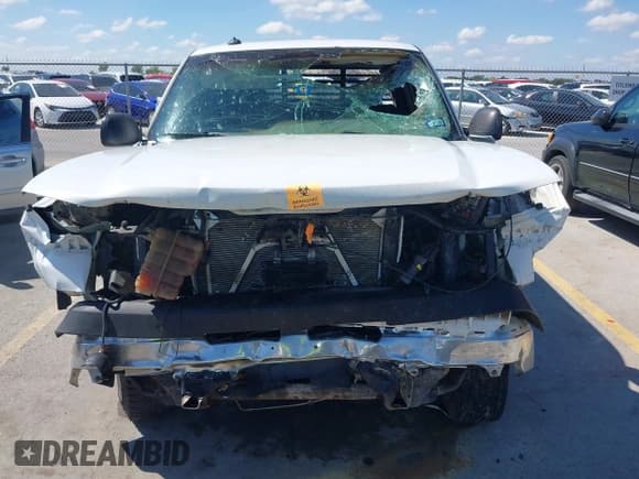 ✅ 2003 Chevrolet Silverado 2500HD LS • VIN: 1GCHC23U73F254293 • Lot: 43412105. Listed on IAAI with Not provided. Free auction sales archive from the USA and detailed vehicle history report at DreamBid. Image 12.