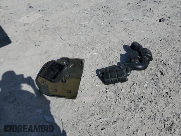 ✅ 2011 Dodge Durango Crew • VIN: 1D4RD4GG1BC633794 • Lot: 82196185. Wystawiony na Copart z przebiegiem 153 749 mil. Bezpłatny archiwum sprzedaży aukcyjnych z USA i szczegółowy raport historii pojazdu na DreamBid. Zdjęcie 13.