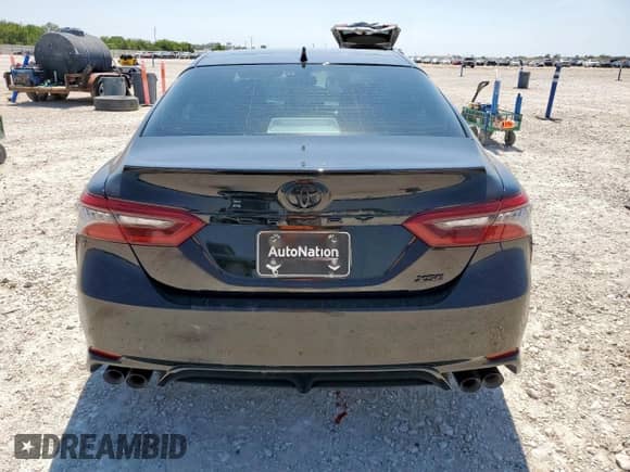 2021 Toyota Camry XSE z VIN 4T1K61AK9MU402834, wystawiony jako Copart lot #71657335 z przebiegiem 77 028 mil mil oraz Szkoda całkowita • Salvage title. Historia ofert i sprzedaży dostępna na DreamBid. Obrazek 6.