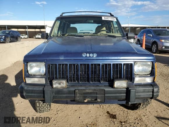 ✅ 1996 Jeep Cherokee Sport • VIN: 1J4FJ68S8TL315092 • Lot: 84471795. Listed on Copart with 89,451 mi. Free auction sales archive from the USA and detailed vehicle history report at DreamBid. Image 5.