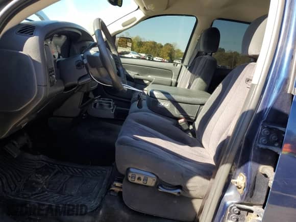 ✅ 2004 Dodge 1500 SLT • VIN: 1D7HU18D04J134548 • Лот: 84871645. Опубликован ранее на Copart с пробегом 172 892 миль. Бесплатный доступ к архиву аукционных продаж из США и подробный отчёт об истории автомобиля на DreamBid. Изображение 7.