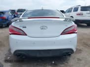 ✅ 2016 Hyundai Genesis Coupe Ultimate • VIN: KMHHU6KJ6GU133523 • Lot: 42174363. Wystawiony na IAAI z przebiegiem Nie podano. Bezpłatny archiwum sprzedaży aukcyjnych z USA i szczegółowy raport historii pojazdu na DreamBid. Zdjęcie 17.