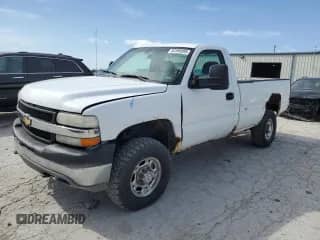 2002 Chevrolet Silverado 2500HD LS с VIN 1GCHK24U92E123890, выставлен на аукционе Copart как лот 52396985 с пробегом 370 431 миль миль и Списание • Salvage title. История ставок и продаж доступна на DreamBid. Изображение 1.