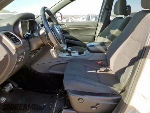 ✅ 2015 Jeep Grand Cherokee Altitude • VIN: 1C4RJEAGXFC137256 • Лот: 91004375. Опубликован ранее на Copart с пробегом 161 883 миль. Бесплатный доступ к архиву аукционных продаж из США и подробный отчёт об истории автомобиля на DreamBid. Изображение 7.