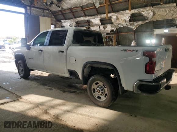 ✅ 2023 Chevrolet Silverado 2500HD Work Truck • VIN: 2GC4YLE73P1721641 • Lot: 89875875. Wystawiony na Copart z przebiegiem 62 142 mil. Bezpłatny archiwum sprzedaży aukcyjnych z USA i szczegółowy raport historii pojazdu na DreamBid. Zdjęcie 2.