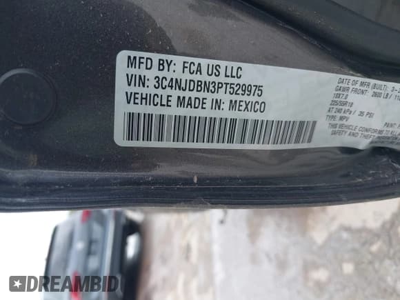 ✅ 2023 Jeep Compass Latitude • VIN: 3C4NJDBN3PT529975 • Lot: 42326495. Wystawiony na IAAI z przebiegiem 34 219 mil. Bezpłatny archiwum sprzedaży aukcyjnych z USA i szczegółowy raport historii pojazdu na DreamBid. Zdjęcie 9.