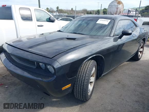 ✅ 2011 Dodge Challenger • VIN: 2B3CJ4DG9BH543159 • Lot: 41850958. Wystawiony na IAAI z przebiegiem 209 422 mil. Bezpłatny archiwum sprzedaży aukcyjnych z USA i szczegółowy raport historii pojazdu na DreamBid. Zdjęcie 2.