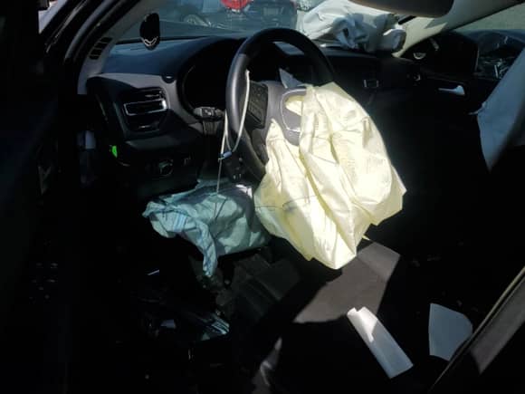 2022 Dodge Durango Pursuit z VIN 1C4SDJFT7NC197873, wystawiony jako Copart lot #68857965 z przebiegiem Nie podano mil oraz Szkoda całkowita • Salvage title. Historia ofert i sprzedaży dostępna na DreamBid. Obrazek 8.