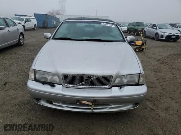 ✅ 1998 Volvo C70 • VIN: YV1NC5671WJ000469 • Лот: 84331814. Опубликован ранее на Copart с пробегом 83 803 миль. Бесплатный доступ к архиву аукционных продаж из США и подробный отчёт об истории автомобиля на DreamBid. Изображение 5.