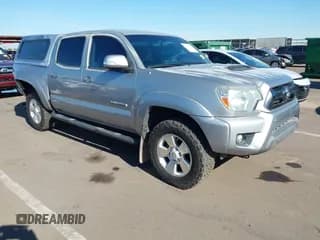 ✅ 2015 Toyota Tacoma • VIN: 3TMLU4EN7FM175106 • Lot: 43790944. Listed on IAAI with 51,059 mi. Free auction sales archive from the USA and detailed vehicle history report at DreamBid. Image 1.