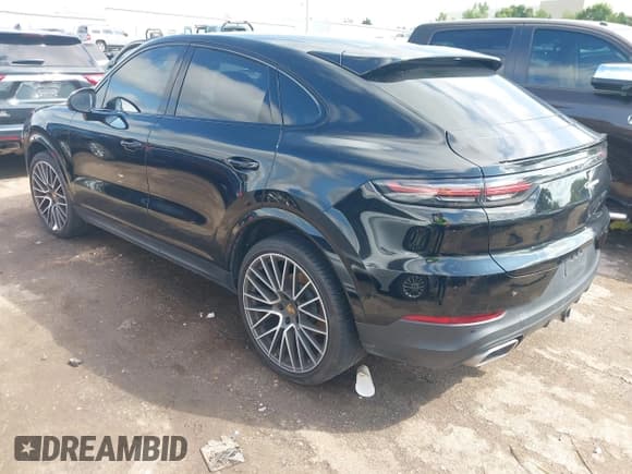 ✅ 2020 Porsche Cayenne • VIN: WP1BA2AY1LDA46647 • Lot: 43109584. Listed on IAAI with Not provided. Free auction sales archive from the USA and detailed vehicle history report at DreamBid. Image 3.
