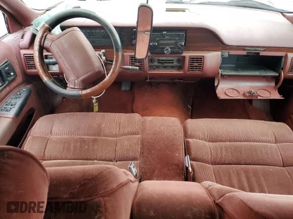 ✅ 1991 Chevrolet Caprice • VIN: 1G1BN53E4MW107658 • Лот: 67911934. Опубликован ранее на Copart с пробегом 158 809 миль. Бесплатный доступ к архиву аукционных продаж из США и подробный отчёт об истории автомобиля на DreamBid. Изображение 8.