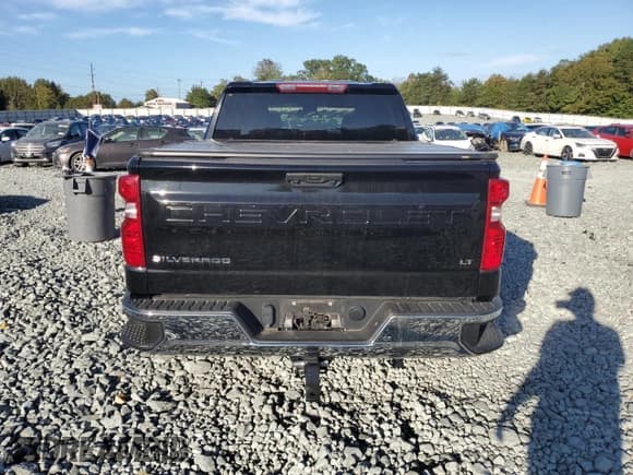 ✅ 2022 Chevrolet Silverado 1500 LT • VIN: 2GCUDDED5N1520926 • Лот: 81799685. Опубликован ранее на Copart с пробегом 47 345 миль. Бесплатный доступ к архиву аукционных продаж из США и подробный отчёт об истории автомобиля на DreamBid. Изображение 6.