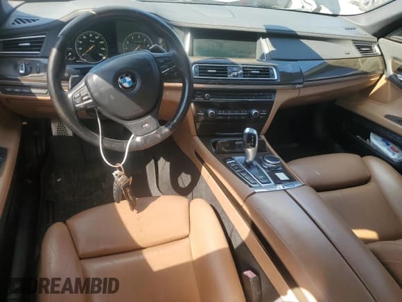 ✅ 2014 BMW 7 Series 750i xDrive • VIN: WBAYB6C51ED224298 • Lot: 84795885. Listed on Copart with 90,231 mi. Free auction sales archive from the USA and detailed vehicle history report at DreamBid. Image 8.