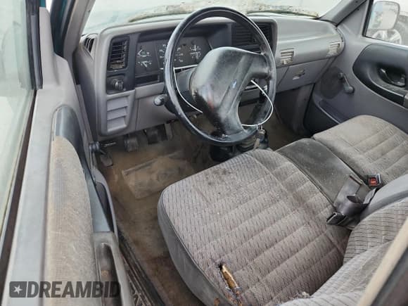 ✅ 1993 Ford Ranger Splash • VIN: 1FTCR10A3PPB55158 • Лот: 65780555. Опубликован ранее на Copart с пробегом 45 861 миль. Бесплатный доступ к архиву аукционных продаж из США и подробный отчёт об истории автомобиля на DreamBid. Изображение 8.