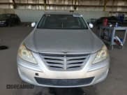 ✅ 2010 Hyundai Genesis • VIN: KMHGC4DF2AU075137 • Лот: 67096095. Опубликован ранее на Copart с пробегом Не указан. Бесплатный доступ к архиву аукционных продаж из США и подробный отчёт об истории автомобиля на DreamBid. Изображение 5.