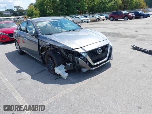 ✅ 2020 Nissan Altima S • VIN: 1N4BL4BV2LC277824 • Лот: 43213375. Опубликован ранее на IAAI с пробегом 99 134 миль. Бесплатный доступ к архиву аукционных продаж из США и подробный отчёт об истории автомобиля на DreamBid. Изображение 1.