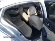 ✅ 2016 Nissan Maxima SL • VIN: 1N4AA6AP2GC387004 • Lot: 41504524. Wystawiony na IAAI z przebiegiem 95 437 mil. Bezpłatny archiwum sprzedaży aukcyjnych z USA i szczegółowy raport historii pojazdu na DreamBid. Zdjęcie 8.