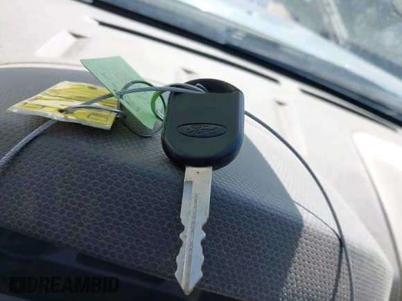 ✅ 2010 Mercury Mariner Premier • VIN: 4M2CN9HG4AKJ00851 • Lot: 41806070. Listed on IAAI with 186,635 mi. Free auction sales archive from the USA and detailed vehicle history report at DreamBid. Image 11.