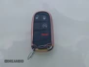 ✅ 2021 Jeep Renegade Latitude • VIN: ZACNJDBB0MPM39978 • Lot: 42159416. Wystawiony na IAAI z przebiegiem 56 605 mil. Bezpłatny archiwum sprzedaży aukcyjnych z USA i szczegółowy raport historii pojazdu na DreamBid. Zdjęcie 11.