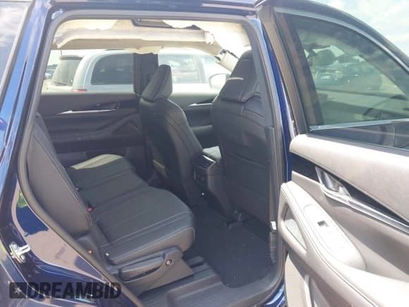 ✅ 2024 Infiniti QX60 Pure • VIN: 5N1DL1ES3RC334670 • Lot: 42560876. Listed on IAAI with 1,603 mi. Free auction sales archive from the USA and detailed vehicle history report at DreamBid. Image 8.