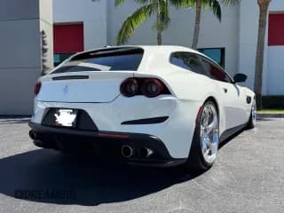 ✅ 2020 Ferrari GTC4Lusso • VIN: ZFF82YNA1L0250XXX • Лот: 53594605. Опубликован ранее на Copart с пробегом 3 873 миль. Бесплатный доступ к архиву аукционных продаж из США и подробный отчёт об истории автомобиля на DreamBid. Изображение 4.