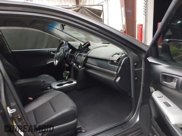 ✅ 2012 Toyota Camry SE • VIN: 4T1BF1FK0CU046829 • Лот: 43639124. Опубликован ранее на IAAI с пробегом 152 671 миль. Бесплатный доступ к архиву аукционных продаж из США и подробный отчёт об истории автомобиля на DreamBid. Изображение 5.