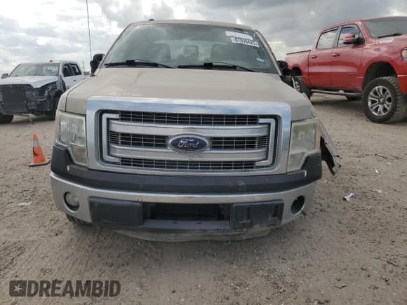 ✅ 2013 Ford F-150 XLT • VIN: 1FTFW1CT9DKD68613 • Лот: 87016425. Опубликован ранее на Copart с пробегом Не указан. Бесплатный доступ к архиву аукционных продаж из США и подробный отчёт об истории автомобиля на DreamBid. Изображение 5.