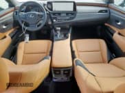 ✅ 2025 Lexus ES 350 • VIN: 58ADZ1B17SU186638 • Лот: 56109465. Опубликован ранее на Copart с пробегом 6 073 миль. Бесплатный доступ к архиву аукционных продаж из США и подробный отчёт об истории автомобиля на DreamBid. Изображение 8.