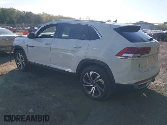 ✅ 2020 Volkswagen Atlas SEL Premium • VIN: 1V2NE2CA8LC224531 • Lot: 43361218. Listed on IAAI with 60,727 mi. Free auction sales archive from the USA and detailed vehicle history report at DreamBid. Image 3.