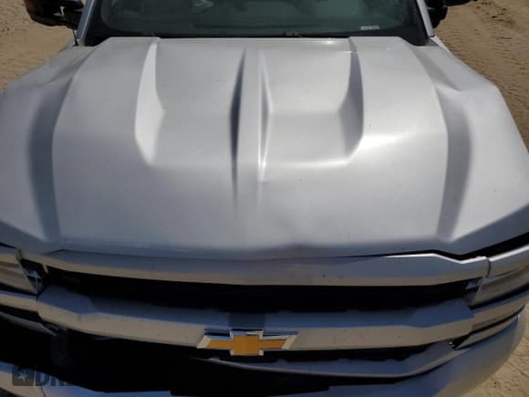 ✅ 2018 Chevrolet Silverado 1500 Custom • VIN: 1GCRCPEC9JZ293047 • Лот: 69995584. Опубликован ранее на Copart с пробегом 108 564 миль. Бесплатный доступ к архиву аукционных продаж из США и подробный отчёт об истории автомобиля на DreamBid. Изображение 13.