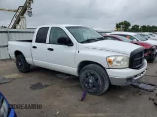 2008 Dodge 1500 SLT z VIN 1D7HA18288S594760, wystawiony jako Copart lot #59485094 z przebiegiem 168 803 mil mil oraz Szkoda całkowita • Salvage title. Historia ofert i sprzedaży dostępna na DreamBid. Obrazek 4.