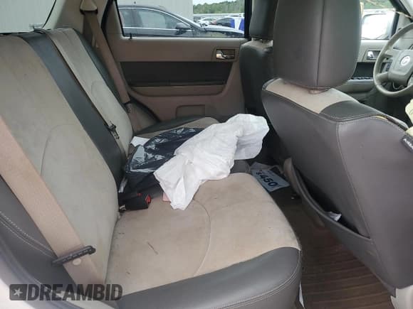 ✅ 2011 Mercury Mariner Premier • VIN: 4M2CN8HG9BKJ04048 • Lot: 86261395. Listed on Copart with 326,908 mi. Free auction sales archive from the USA and detailed vehicle history report at DreamBid. Image 11.