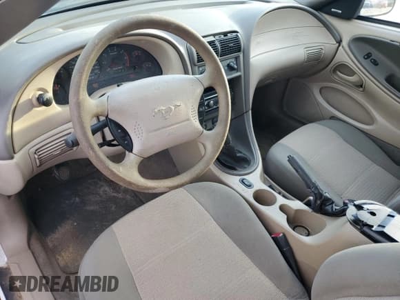 ✅ 2004 Ford Mustang Deluxe • VIN: 1FAFP44634F136739 • Lot: 44078925. Listed on Copart with 105,591 mi. Free auction sales archive from the USA and detailed vehicle history report at DreamBid. Image 8.