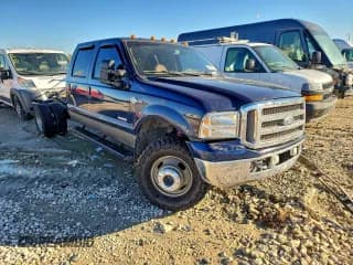 ✅ 2007 Ford F-350 XL • VIN: 1FTWW33P17EA68131 • Lot: 93868935. Wystawiony na Copart z przebiegiem Nie podano. Bezpłatny archiwum sprzedaży aukcyjnych z USA i szczegółowy raport historii pojazdu na DreamBid. Zdjęcie 1.
