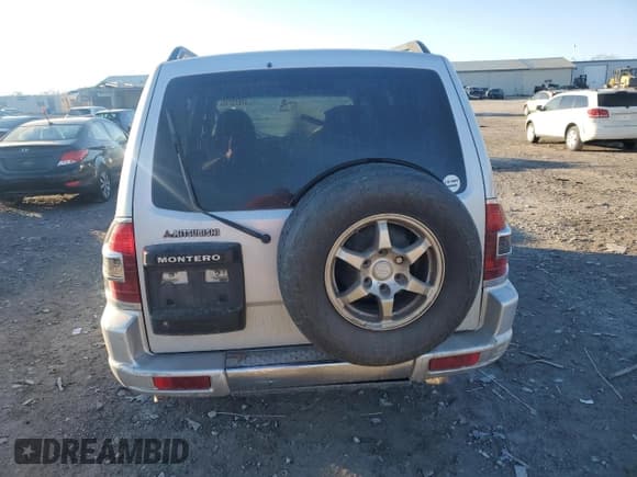 ✅ 2001 Mitsubishi Montero Limited • VIN: JA4MW51R81J030640 • Лот: 47873715. Опубликован ранее на Copart с пробегом Не указан. Бесплатный доступ к архиву аукционных продаж из США и подробный отчёт об истории автомобиля на DreamBid. Изображение 6.