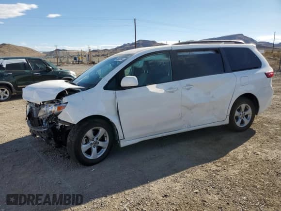 ✅ 2020 Toyota Sienna LE Auto Access Seat • VIN: 5TDKZ3DC0LS077716 • Lot: 68424044. Listed on Copart with 27,282 mi. Free auction sales archive from the USA and detailed vehicle history report at DreamBid. Image 1.