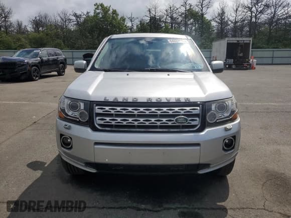 ✅ 2014 Land Rover LR2 • VIN: SALFR2BG4EH413742 • Лот: 64637655. Опубликован ранее на Copart с пробегом 110 928 миль. Бесплатный доступ к архиву аукционных продаж из США и подробный отчёт об истории автомобиля на DreamBid. Изображение 5.