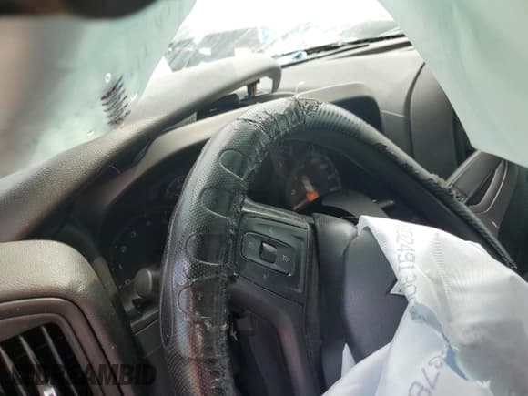 ✅ 2020 Chevrolet Silverado 1500 Custom • VIN: 3GCPWBEF7LG380427 • Lot: 69968474. Wystawiony na Copart z przebiegiem Nie podano. Bezpłatny archiwum sprzedaży aukcyjnych z USA i szczegółowy raport historii pojazdu na DreamBid. Zdjęcie 9.