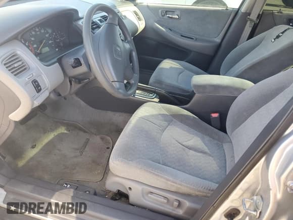 ✅ 2001 Honda Accord LX • VIN: 1HGCG16421A047617 • Лот: 64385995. Опубликован ранее на Copart с пробегом Не указан. Бесплатный доступ к архиву аукционных продаж из США и подробный отчёт об истории автомобиля на DreamBid. Изображение 7.