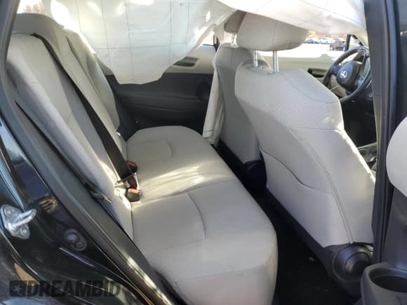 ✅ 2022 Toyota Corolla Cross L • VIN: 7MUAAAAG2NV010672 • Lot: 89888755. Wystawiony na Copart z przebiegiem 52 337 mil. Bezpłatny archiwum sprzedaży aukcyjnych z USA i szczegółowy raport historii pojazdu na DreamBid. Zdjęcie 11.